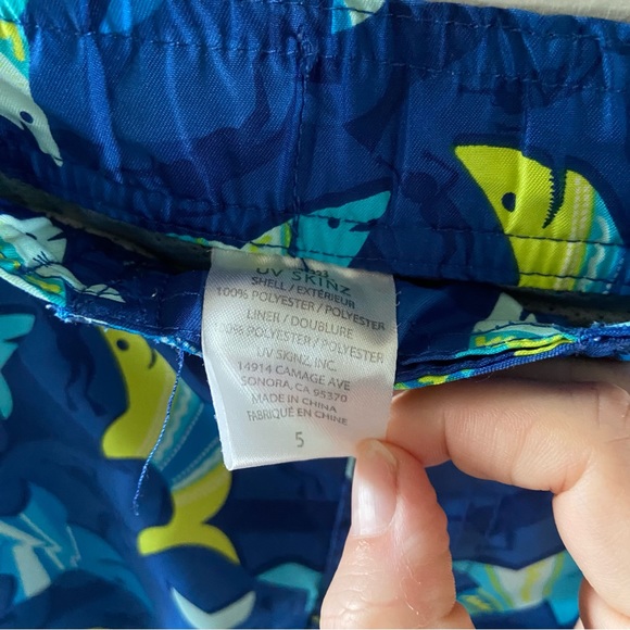 EUC UV Skinz Royal Blue Sharks SwimTrunks - Size 5 - Picture 5 of 5